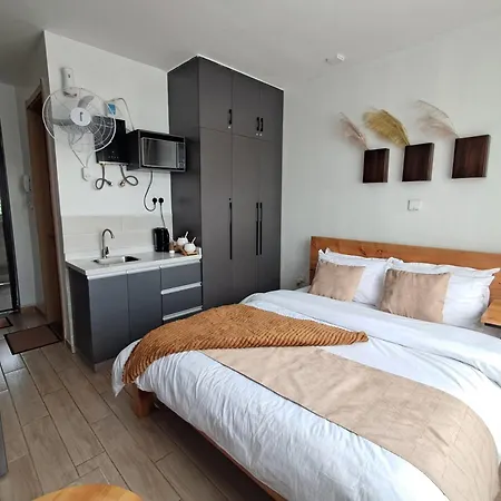 Favorite Staycation By Janice - Modern Comfort Near Airport Nairobi Exterior photo