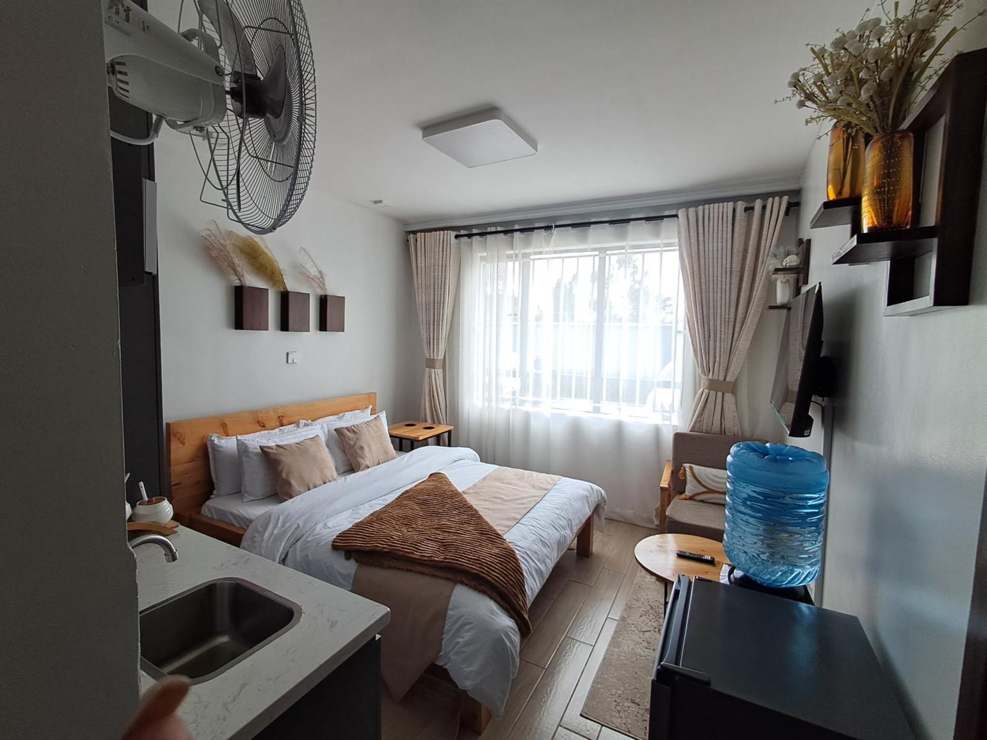 Favorite Staycation By Janice - Modern Comfort Near Airport Apartment Nairobi